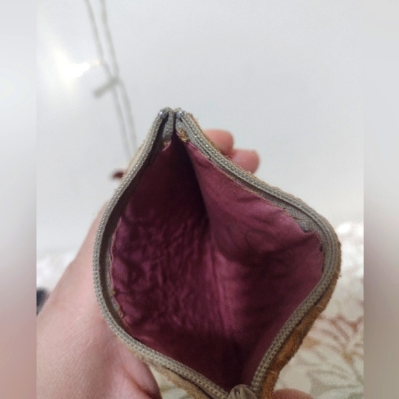 Beautiful Native Beaded Smoked Hide Coin Chance Zip Pouch Purse Bag - Picture 4 of 4